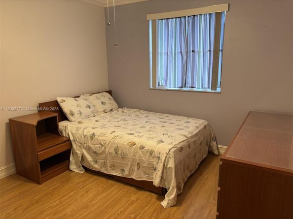 14737 SW 132nd Ct, Miami FL 33186