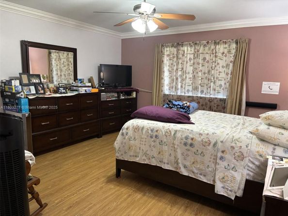 14737 SW 132nd Ct, Miami FL 33186