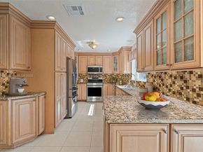 9410 SW 212th Ter, Cutler Bay FL 33189