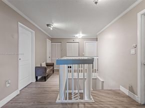 9410 SW 212th Ter, Cutler Bay FL 33189