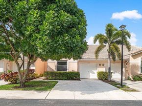2437 S Coral Trace Cir, Delray Beach FL 33445