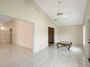 5127 Robino Cir, West Palm Beach FL 33417