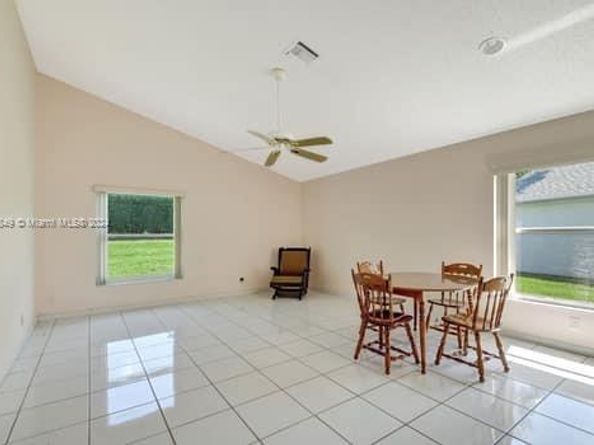 5127 Robino Cir, West Palm Beach FL 33417