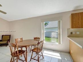 5127 Robino Cir, West Palm Beach FL 33417