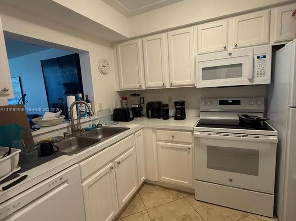 4025 N Federal Hwy 213B, Oakland Park FL 33308