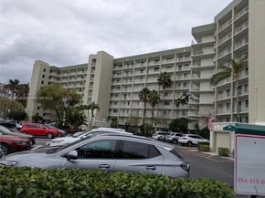 2334 S Cypress Bend Dr 602, Pompano Beach FL 33069