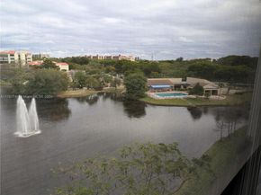 2334 S Cypress Bend Dr 602, Pompano Beach FL 33069