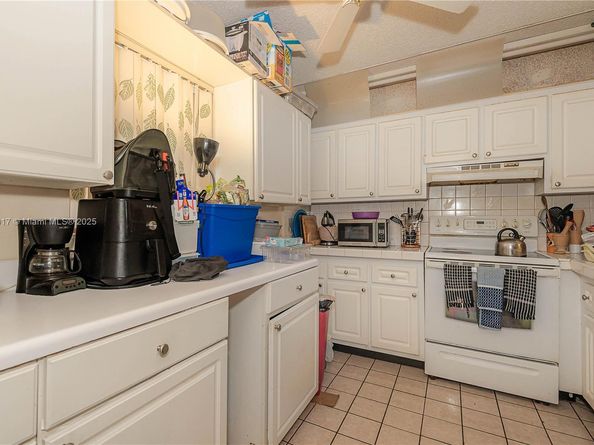 2850 Somerset Dr 308L, Lauderdale Lakes FL 33311