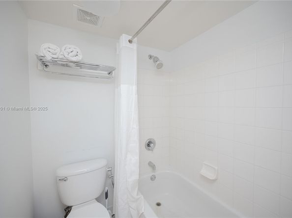 2841 NE 185th St 514, Aventura FL 33180