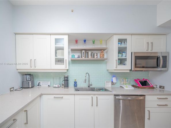 2841 NE 185th St 514, Aventura FL 33180