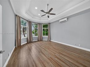 2801 Coral Shores Dr, Fort Lauderdale FL 33306