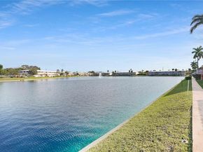 820 SW 11th Ave 18B, Hallandale Beach FL 33009