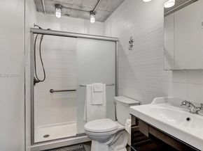 111 Golden Isles Dr G2, Hallandale Beach FL 33009