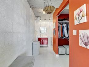 111 Golden Isles Dr G2, Hallandale Beach FL 33009