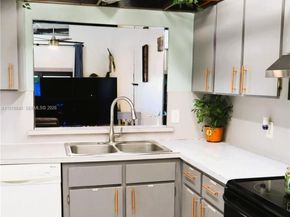 4224 SW 87th Ter, Cooper City FL 33328