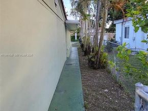 1440 NE 183rd St, North Miami Beach FL 33179