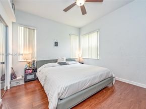 625 Bald Cypress Rd, Weston FL 33327