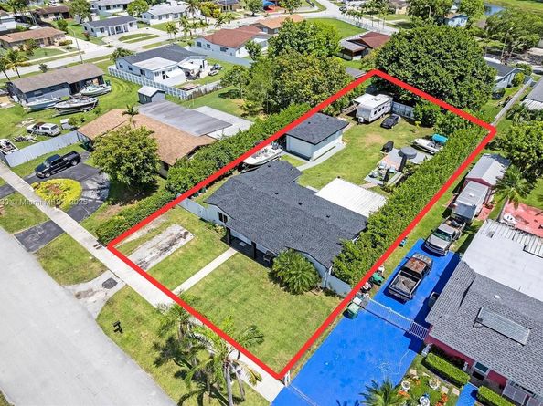 10371 SW 146th St, Miami FL 33176