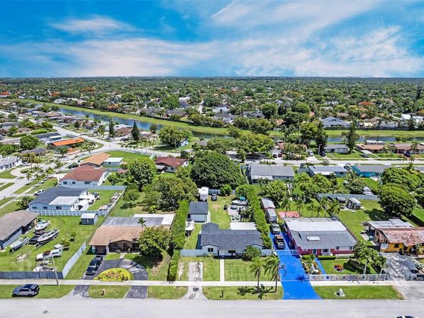 10371 SW 146th St, Miami FL 33176