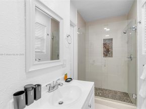 3961 NW 34th Ave, Lauderdale Lakes FL 33309