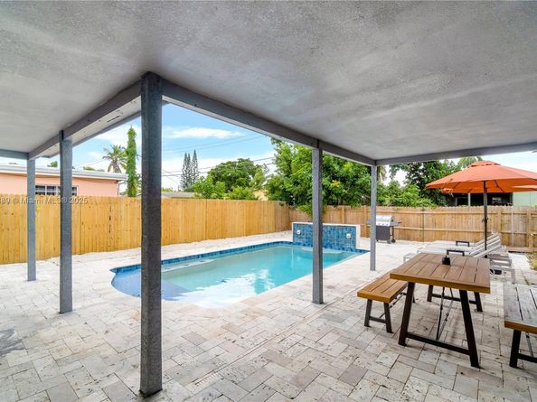 3961 NW 34th Ave, Lauderdale Lakes FL 33309