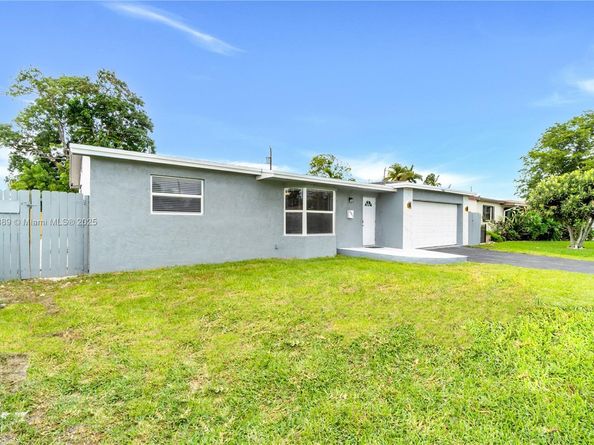 3961 NW 34th Ave, Lauderdale Lakes FL 33309