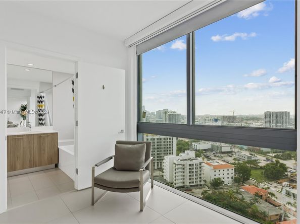 501 NE 31 1709, Miami FL 33137