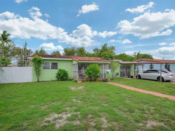 1150 W 69th Pl