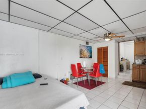 1150 W 69th Pl, Hialeah FL 33014
