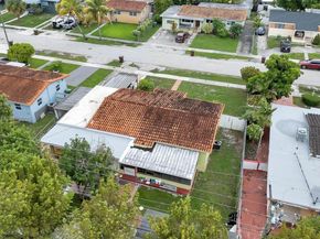 1150 W 69th Pl, Hialeah FL 33014
