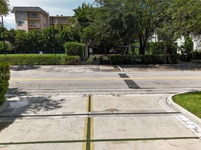 1120 98th St 403, Bay Harbor Islands FL 33154