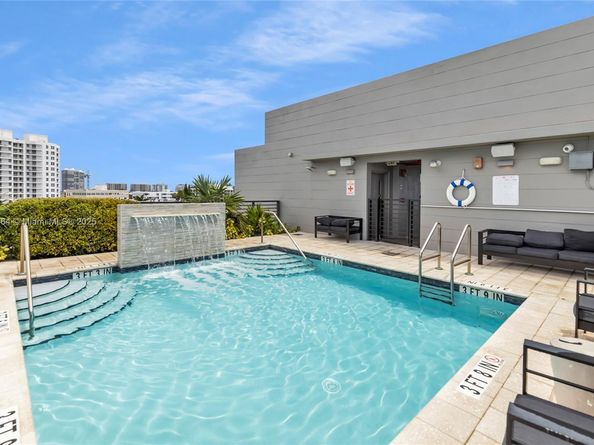 1120 98th St 403, Bay Harbor Islands FL 33154