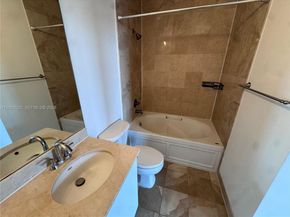 2100 Van Buren St 412, Hollywood FL 33020