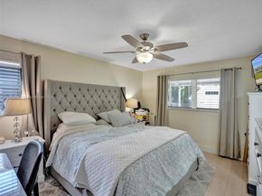 7140 Mcclellan St, Hollywood FL 33024