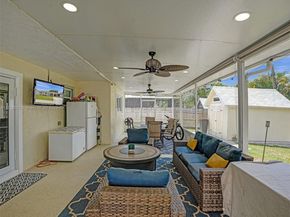 7140 Mcclellan St, Hollywood FL 33024
