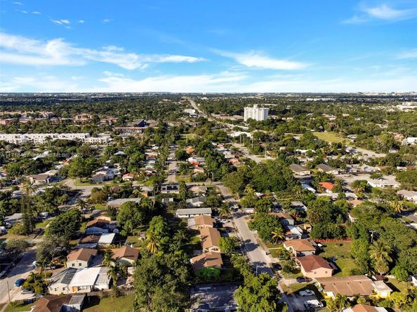 1515 NW 2nd Ave, Fort Lauderdale FL 33311