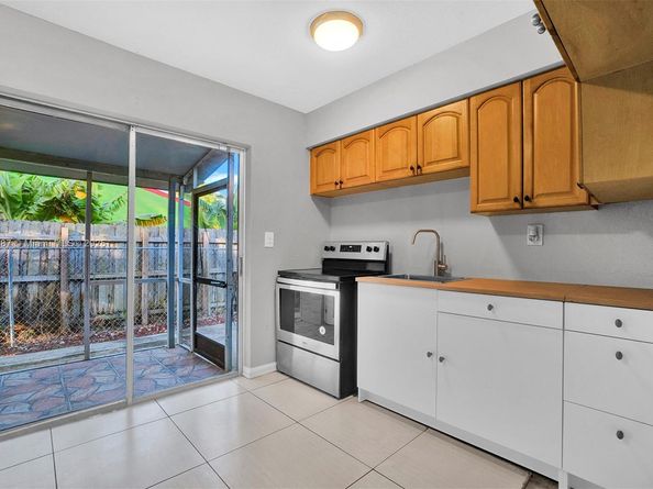 1515 NW 2nd Ave, Fort Lauderdale FL 33311