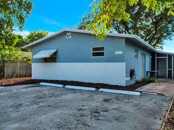 1515 NW 2nd Ave