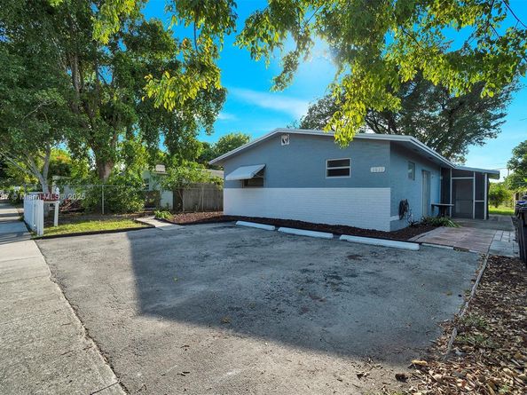 1515 NW 2nd Ave, Fort Lauderdale FL 33311