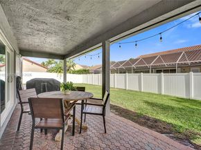 19387 NW 13th St, Pembroke Pines FL 33029