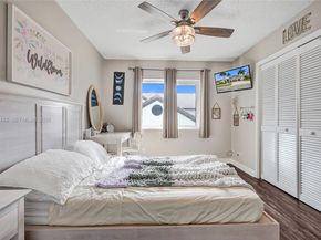 19387 NW 13th St, Pembroke Pines FL 33029