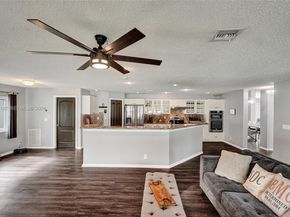 19387 NW 13th St, Pembroke Pines FL 33029