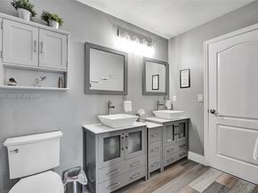 19387 NW 13th St, Pembroke Pines FL 33029