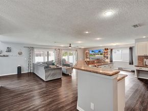 19387 NW 13th St, Pembroke Pines FL 33029
