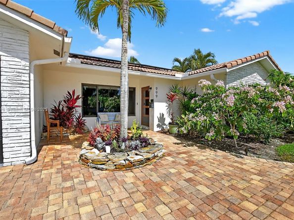 999 NW 16th Ter, Boca Raton FL 33486