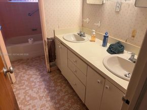 1870 NE 154th Ter, North Miami Beach FL 33162