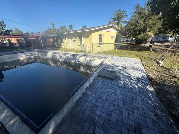 1870 NE 154th Ter, North Miami Beach FL 33162