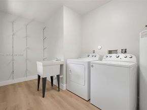 4141 NW 16th Ave, Oakland Park FL 33309