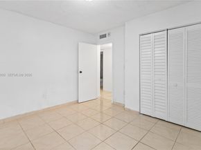 17500 NW 68th Ave D1004, Hialeah FL 33015