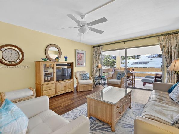 1700 SE 15th St 215, Fort Lauderdale FL 33316